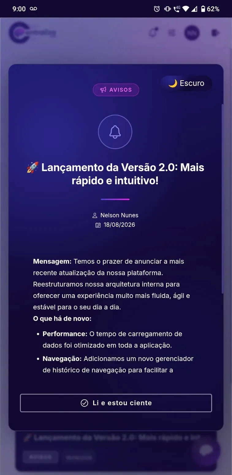 O comunicado aberto no celular, por cima da tela inicial do aplicativo, com o botão "Li e estou ciente" no rodapé